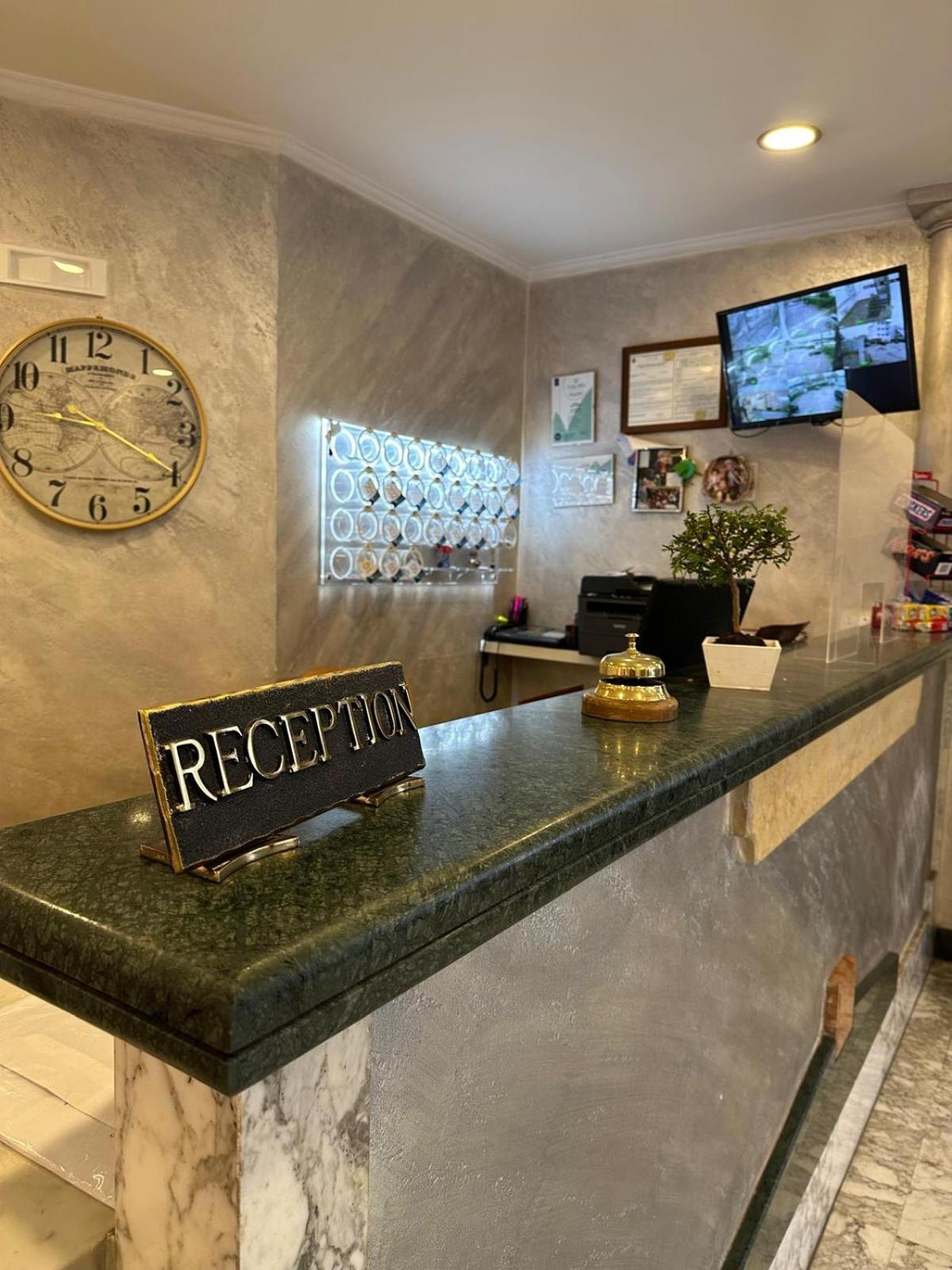 Hotel Clinton Casoria Ngoại thất bức ảnh
