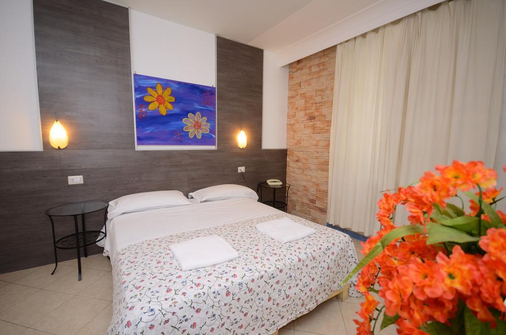 Hotel Clinton Casoria Ngoại thất bức ảnh