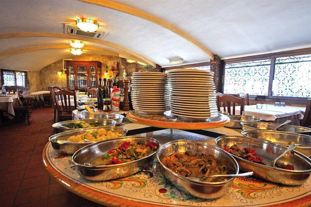 Hotel Clinton Casoria Ngoại thất bức ảnh