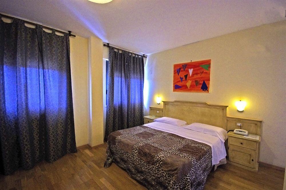 Hotel Clinton Casoria Ngoại thất bức ảnh