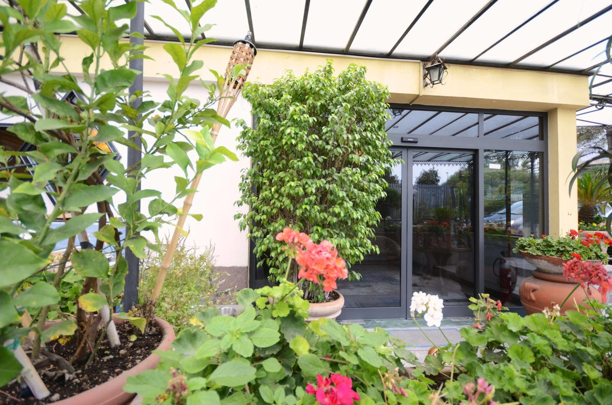Hotel Clinton Casoria Ngoại thất bức ảnh